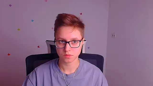 Bella Swannn online show from March 18, 2025, 9:43 pm