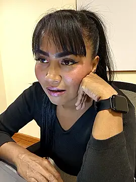Snapshot of Ariana_Rodriguez chatting on June 3, 2026, 4:55 pm Ariana Rodriguez online show from June 3, 2026, 4:55 pm