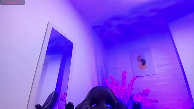 Snapshot of Ayliinn_ chatting on March 21, 2026, 2:02 am Ayliinn online show from March 21, 2026, 2:02 am