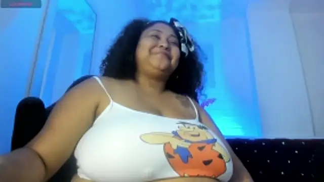 Snapshot of Ayliinn_ chatting on April 9, 2026, 6:19 am Ayliinn online show from April 9, 2026, 6:19 am