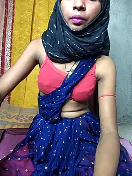 Snapshot of Cutesoma01 chatting on October 13, 2025, 4:52 pm Cutesoma01 online show from October 13, 2025, 4:52 pm