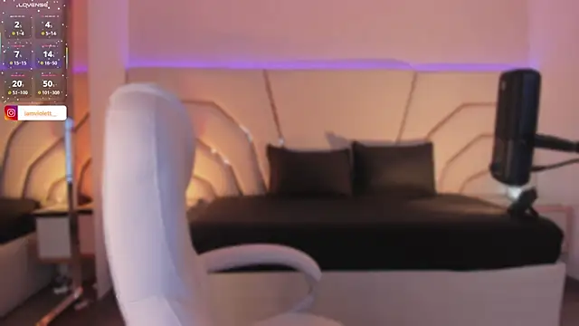 Violeta-Marquez online show from November 11, 2025, 11:38 am