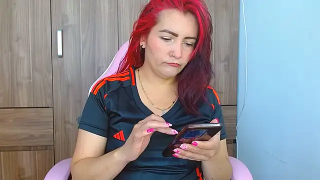 Snapshot of nanis_milf chatting on July 7, 2026, 2:42 pm nanis milf online show from July 7, 2026, 2:42 pm