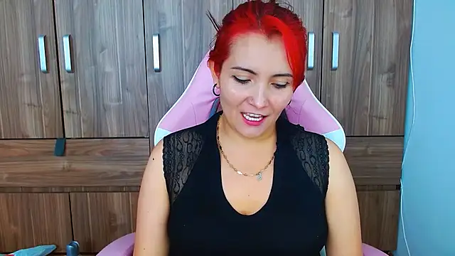 Snapshot of nanis_milf chatting on June 23, 2026, 3:10 pm nanis milf online show from June 23, 2026, 3:10 pm