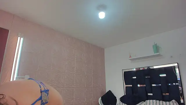 Aleska128 online show from March 7, 2025, 6:54 pm