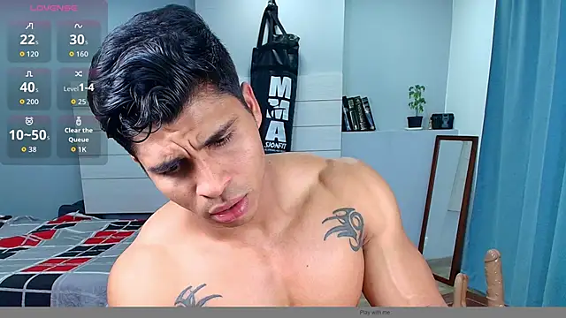 Snapshot of Apolotherock chatting on October 24, 2025, 8:30 pm Apolotherock online show from October 24, 2025, 8:30 pm