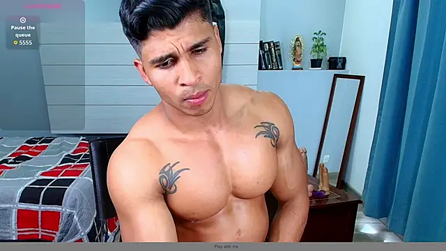 Snapshot of Apolotherock chatting on October 8, 2025, 8:31 pm Apolotherock online show from October 8, 2025, 8:31 pm