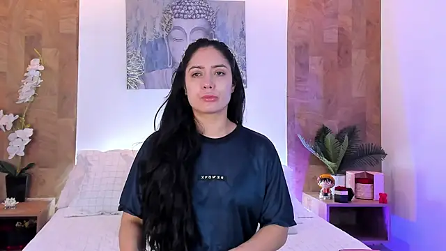 isabella winkler online show from August 5, 2026, 10:53 am