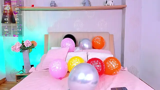 Snapshot of isabella_winkler chatting on October 15, 2025, 2:36 pm isabella winkler online show from October 15, 2025, 2:36 pm