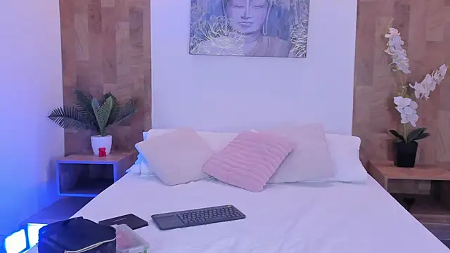 isabella winkler online show from July 7, 2026, 10:52 am