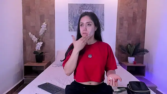 isabella winkler online show from July 21, 2026, 11:11 am