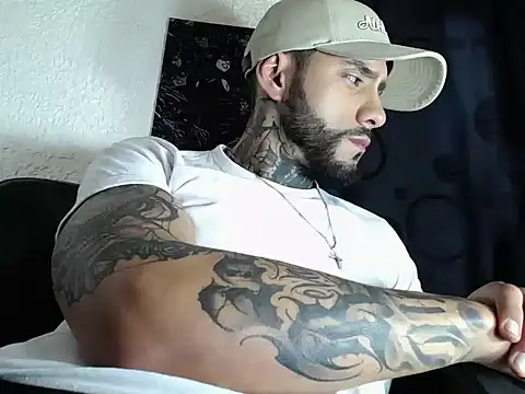 Snapshot of dante_d_angelo_ chatting on September 25, 2025, 5:46 am dante d angelo online show from September 25, 2025, 5:46 am