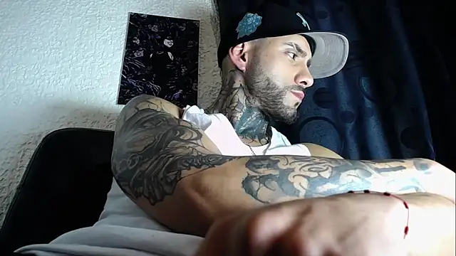 Snapshot of dante_d_angelo_ chatting on October 22, 2025, 4:34 am dante d angelo online show from October 22, 2025, 4:34 am