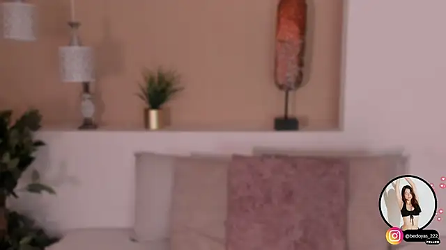 Snapshot of alison222_ chatting on October 15, 2025, 8:06 pm alison222 online show from October 15, 2025, 8:06 pm