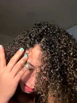 Snapshot of KittyTwerk_2 chatting on November 24, 2025, 1:44 pm KittyTwerk 2 online show from November 24, 2025, 1:44 pm