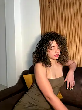 Snapshot of KittyTwerk_2 chatting on October 25, 2025, 1:34 pm KittyTwerk 2 online show from October 25, 2025, 1:34 pm