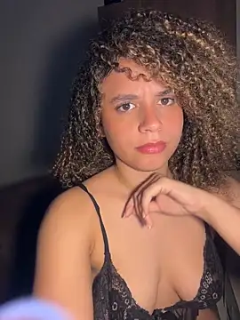 Snapshot of KittyTwerk_2 chatting on May 27, 2026, 11:23 pm KittyTwerk 2 online show from May 27, 2026, 11:23 pm
