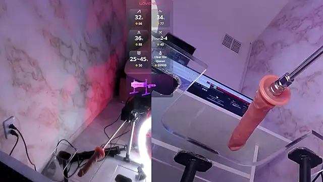 Snapshot of RoxyLicious_ chatting on October 10, 2025, 1:12 pm RoxyLicious online show from October 10, 2025, 1:12 pm