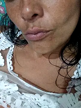 sarayulith online show from May 8, 2026, 3:10 am
