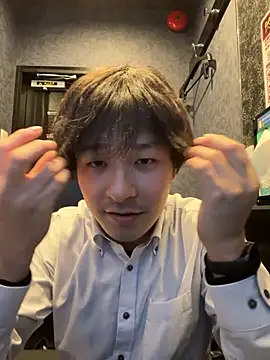 waka3232 online show from November 18, 2025, 11:35 am