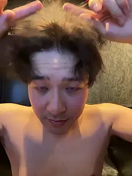 waka3232 online show from February 20, 2026, 4:31 am