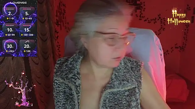 Snapshot of Wane_Witch chatting on October 30, 2025, 8:06 pm Wane Witch online show from October 30, 2025, 8:06 pm