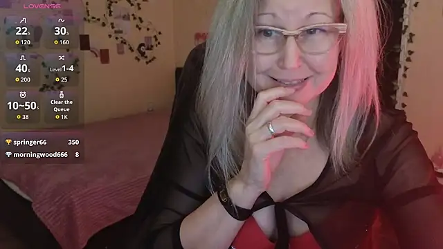 Wane Witch online show from February 1, 2026, 7:23 pm