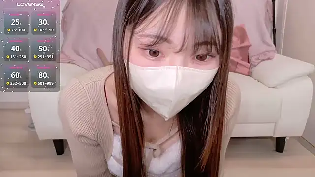 Snapshot of Ran-o0_0o chatting on October 17, 2025, 5:55 am Ran-o0 0o online show from October 17, 2025, 5:55 am