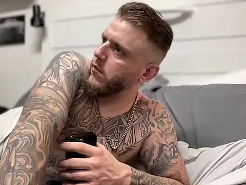 Snapshot of Thegreatwhitepipe chatting on November 16, 2025, 3:00 am Thegreatwhitepipe online show from November 16, 2025, 3:00 am