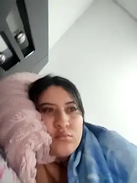 Snapshot of mialorents chatting on November 15, 2025, 2:48 am mialorents online show from November 15, 2025, 2:48 am