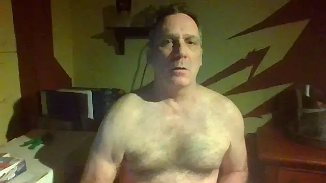 Snapshot of HunkofRock chatting on April 2, 2026, 10:00 am HunkofRock online show from April 2, 2026, 10:00 am