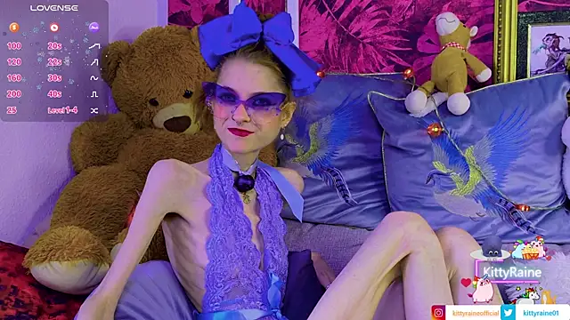Snapshot of KittyRaine chatting on July 9, 2026, 12:37 pm KittyRaine online show from July 9, 2026, 12:37 pm