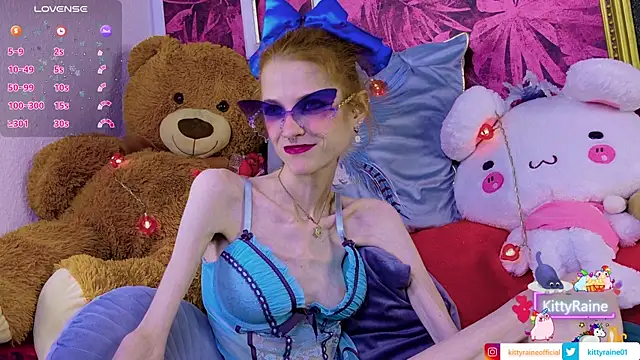 Snapshot of KittyRaine chatting on June 23, 2026, 12:58 pm KittyRaine online show from June 23, 2026, 12:58 pm