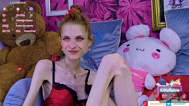 Snapshot of KittyRaine chatting on July 3, 2026, 1:06 pm KittyRaine online show from July 3, 2026, 1:06 pm