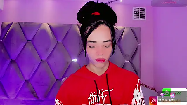 Nina Keyli online show from November 11, 2025, 7:30 pm