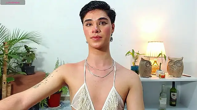 juanes puthee online show from March 14, 2026, 6:52 am