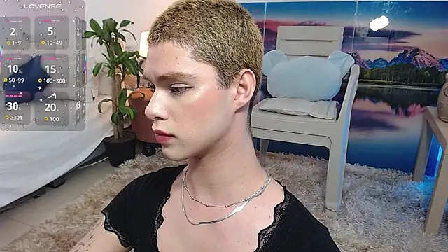 juanes puthee online show from October 9, 2025, 9:15 pm