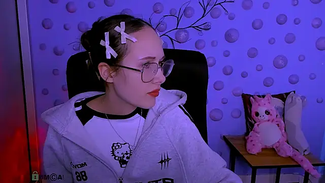 Snapshot of mona_cloud chatting on March 14, 2026, 8:15 pm mona cloud online show from March 14, 2026, 8:15 pm