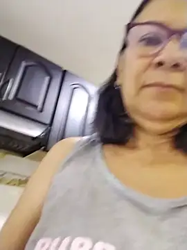 Snapshot of victoria_wayne chatting on August 6, 2026, 9:15 am victoria wayne online show from August 6, 2026, 9:15 am
