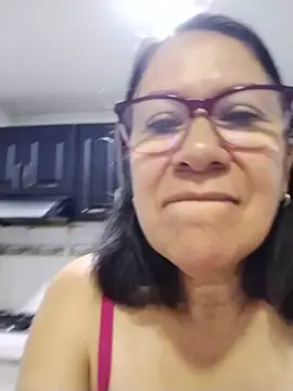 Snapshot of victoria_wayne chatting on July 4, 2026, 9:26 am victoria wayne online show from July 4, 2026, 9:26 am
