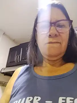 Snapshot of victoria_wayne chatting on June 20, 2026, 9:03 am victoria wayne online show from June 20, 2026, 9:03 am