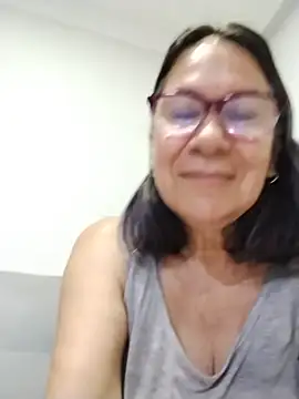 Snapshot of victoria_wayne chatting on July 18, 2026, 9:07 am victoria wayne online show from July 18, 2026, 9:07 am