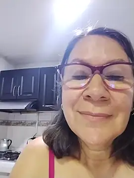 Snapshot of victoria_wayne chatting on July 6, 2026, 9:16 am victoria wayne online show from July 6, 2026, 9:16 am