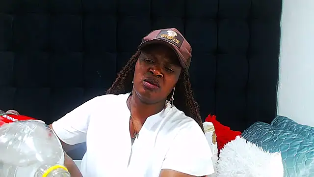 TaurusClitCake online show from October 15, 2025, 9:50 am