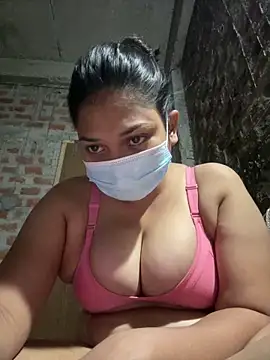 divya arora22 online show from March 7, 2025, 7:16 pm
