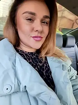 Snapshot of Juicy_PeachLux chatting on October 18, 2025, 8:38 am Juicy PeachLux online show from October 18, 2025, 8:38 am