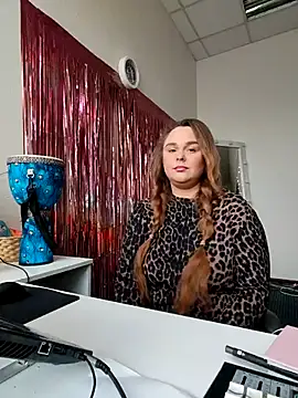 Snapshot of Juicy_PeachLux chatting on November 27, 2025, 6:47 am Juicy PeachLux online show from November 27, 2025, 6:47 am