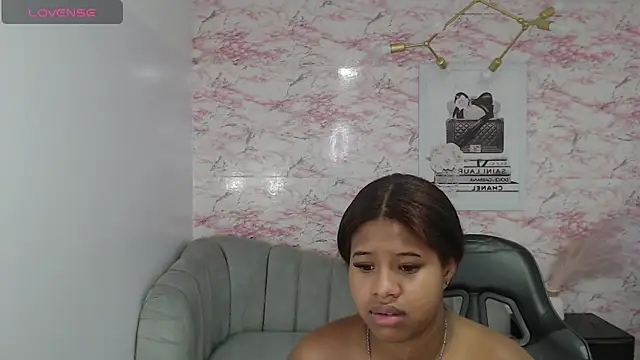 abby1 t  online show from September 23, 2025, 3:02 am