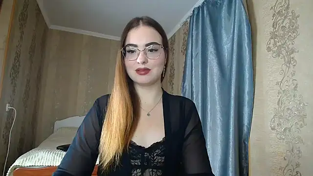 Leila Kissyu online show from November 14, 2025, 2:32 pm