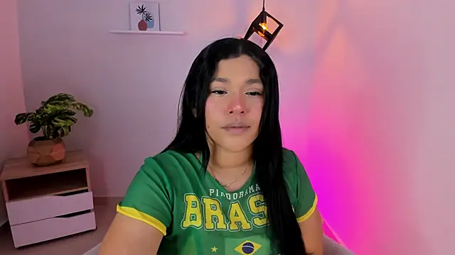 Snapshot of grace_tom chatting on May 30, 2026, 3:35 am grace tom online show from May 30, 2026, 3:35 am